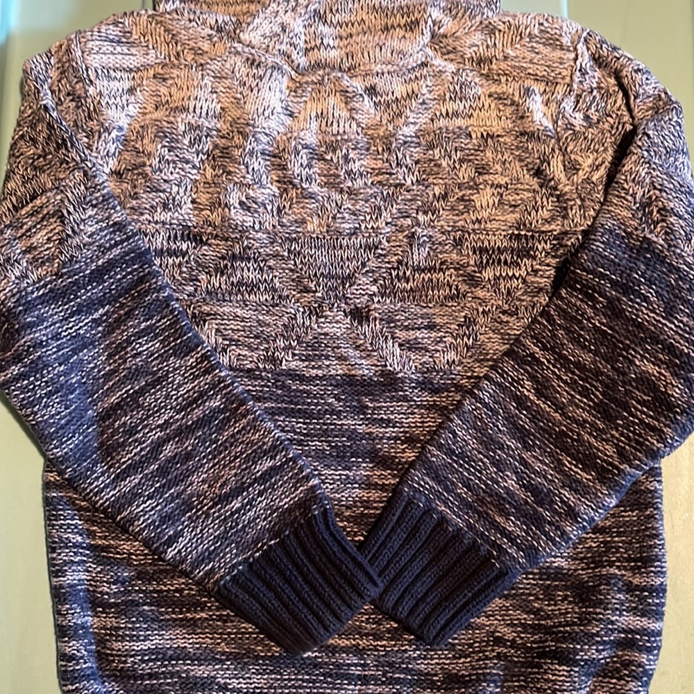 Boys sweater - Picture 2 of 4